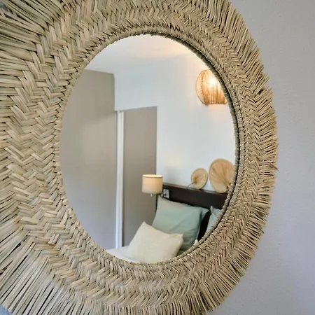 Charming Studio, Vauban La Catho, Апартаменты Лилль